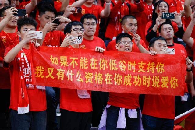 巴萨后卫：我们非常生气 佩德里的进球应该判有效