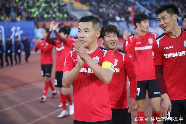 足坛身价Top10：贝林厄姆、哈兰德、姆巴佩并列